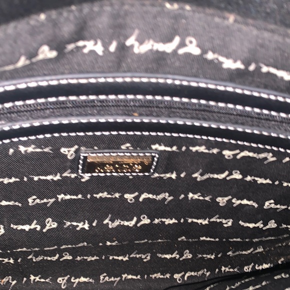 Slim wrist clutch purse - Picture 3 of 4